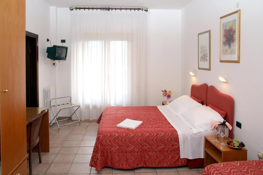 Family Hotel Como Rivisondoli Exterior foto